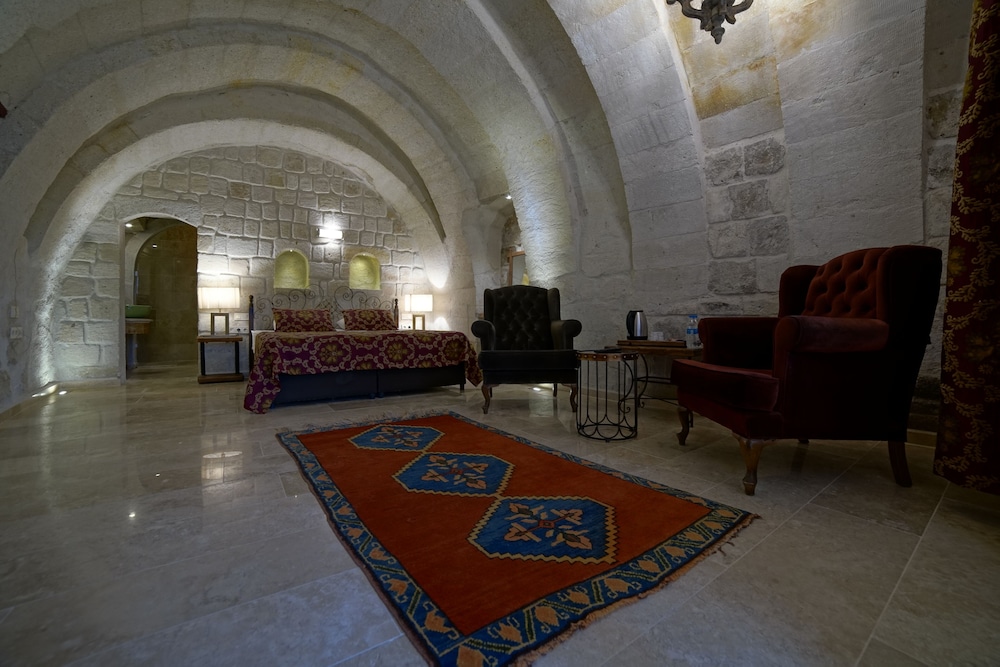 Panoramic Cave Hotel 6/50