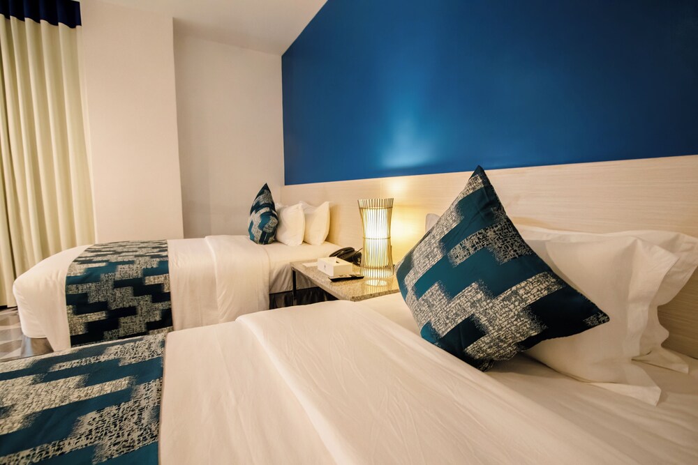 Stacia Hotel 31/48