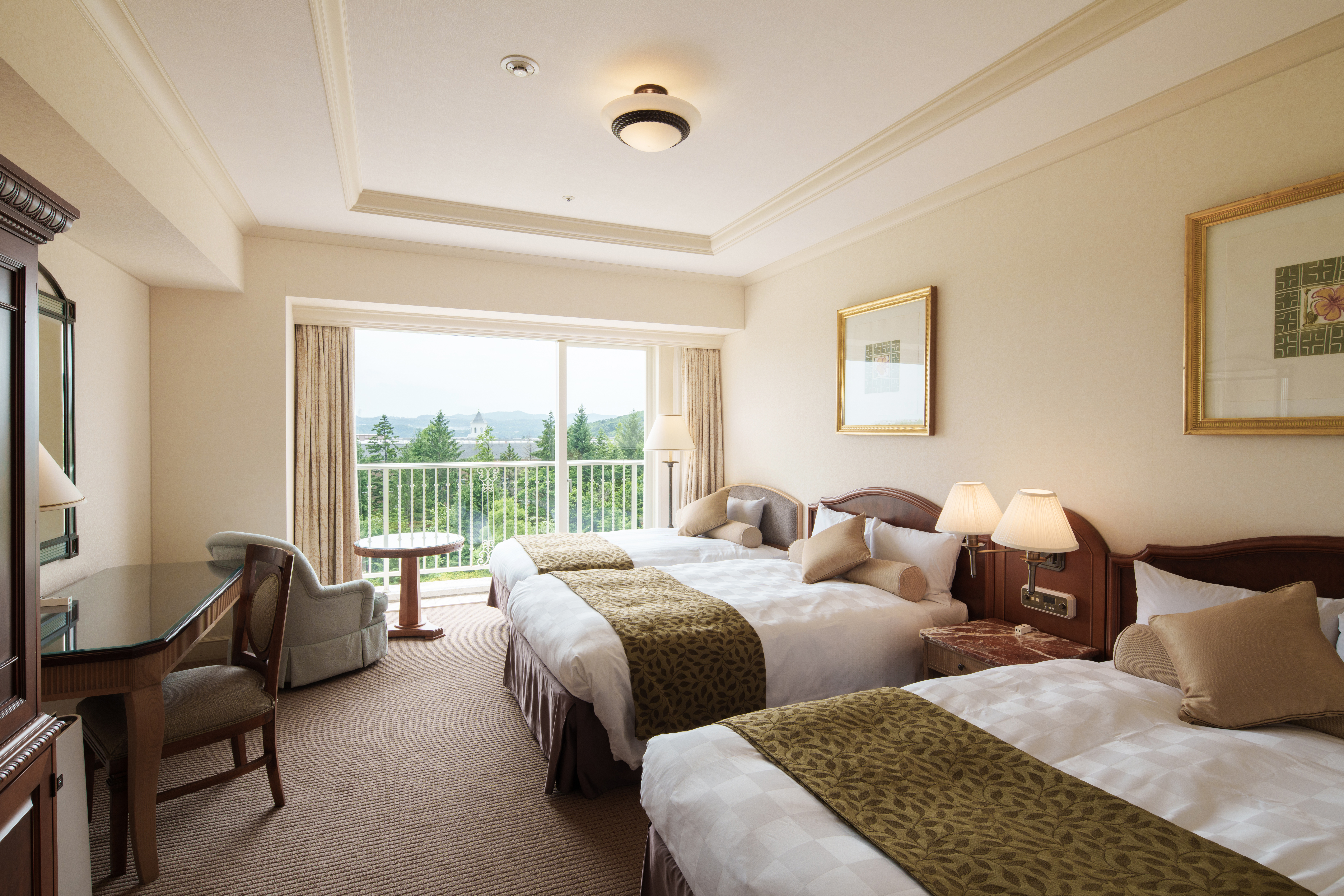 Deluxe, Twin Beds, with Extra Bed, with View, Bathtub