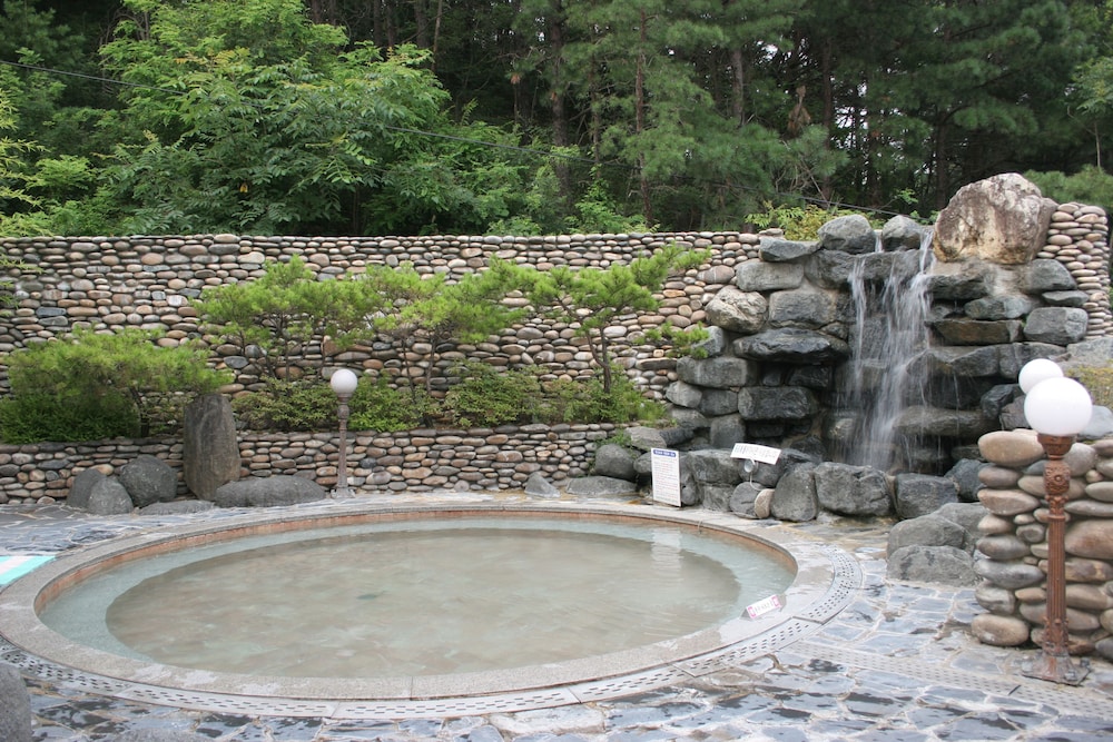 Suanbo Park Hotel 8/32