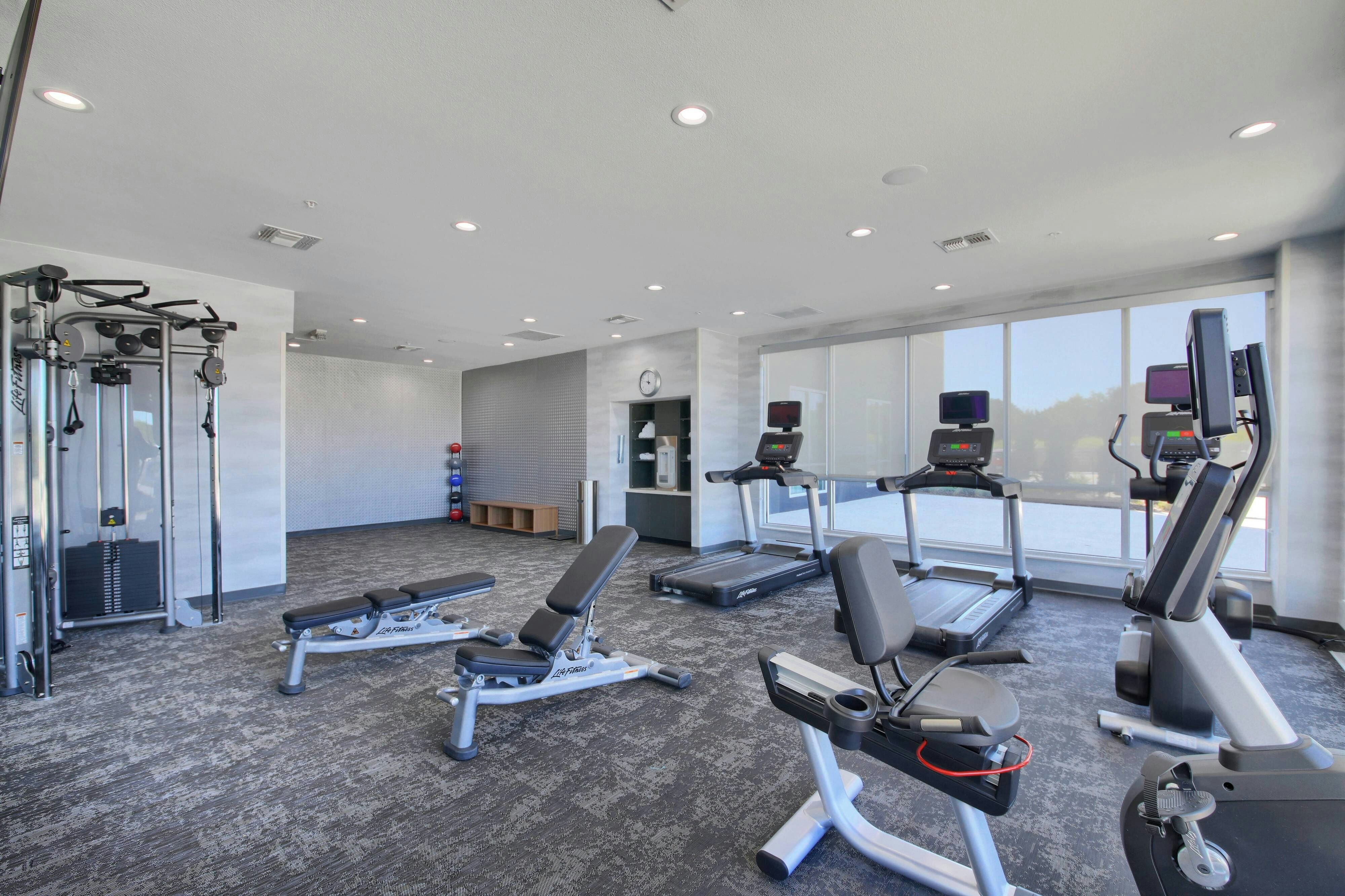 Fairfield Inn And Suites By Marriott Dallas Cedar Hill 22/42