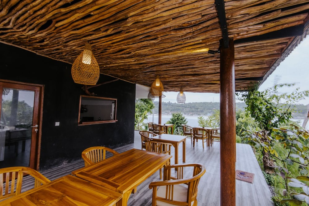 Sunday Huts Lembongan 28/50