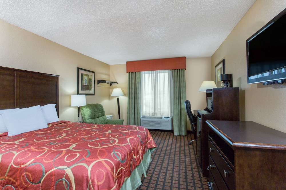 Quality Inn Texarkana Arkansas 21/35