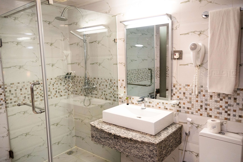 Golden Tulip Dar City Center 74/77
