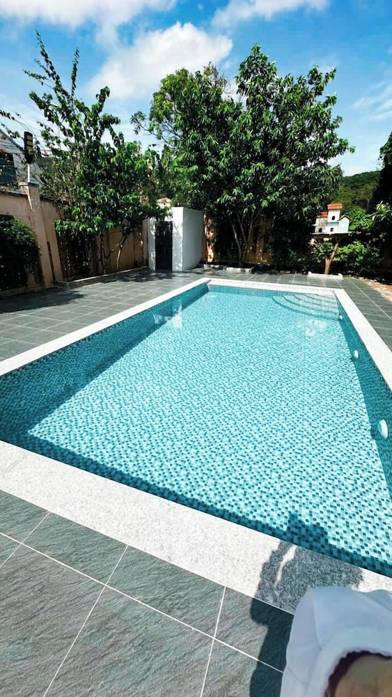 Lucky Phu Quoc Hotel 36/53