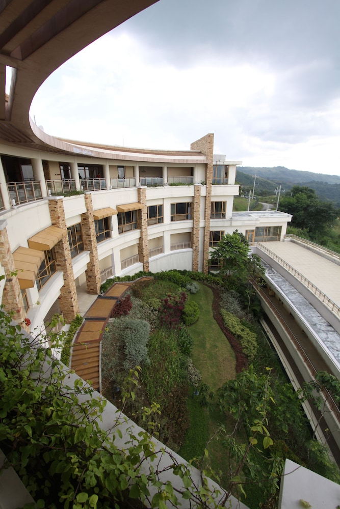 Timberland Highlands Resort in San Mateo (Calabarzon)