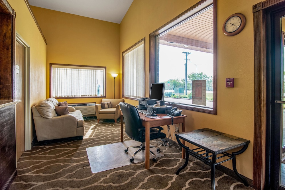 Quality Inn Aberdeen, SD 28/37