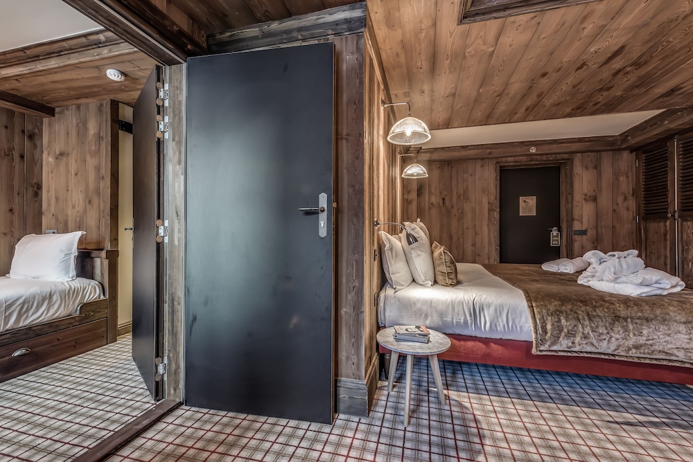 Room, Quintuple, King Bed, 2 Bunk Beds, Sofa، LE VAL D'ISERE 3/4
