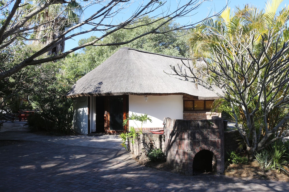 Areena Riverside Resort 2/43