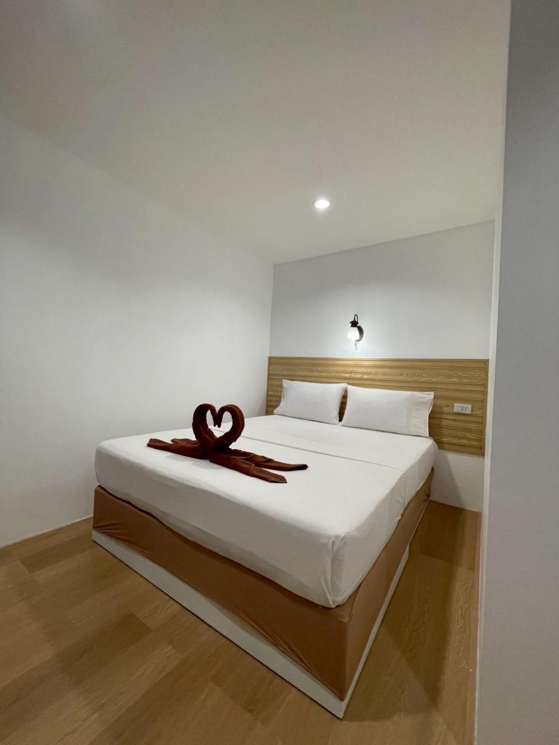 Superior, King Bed