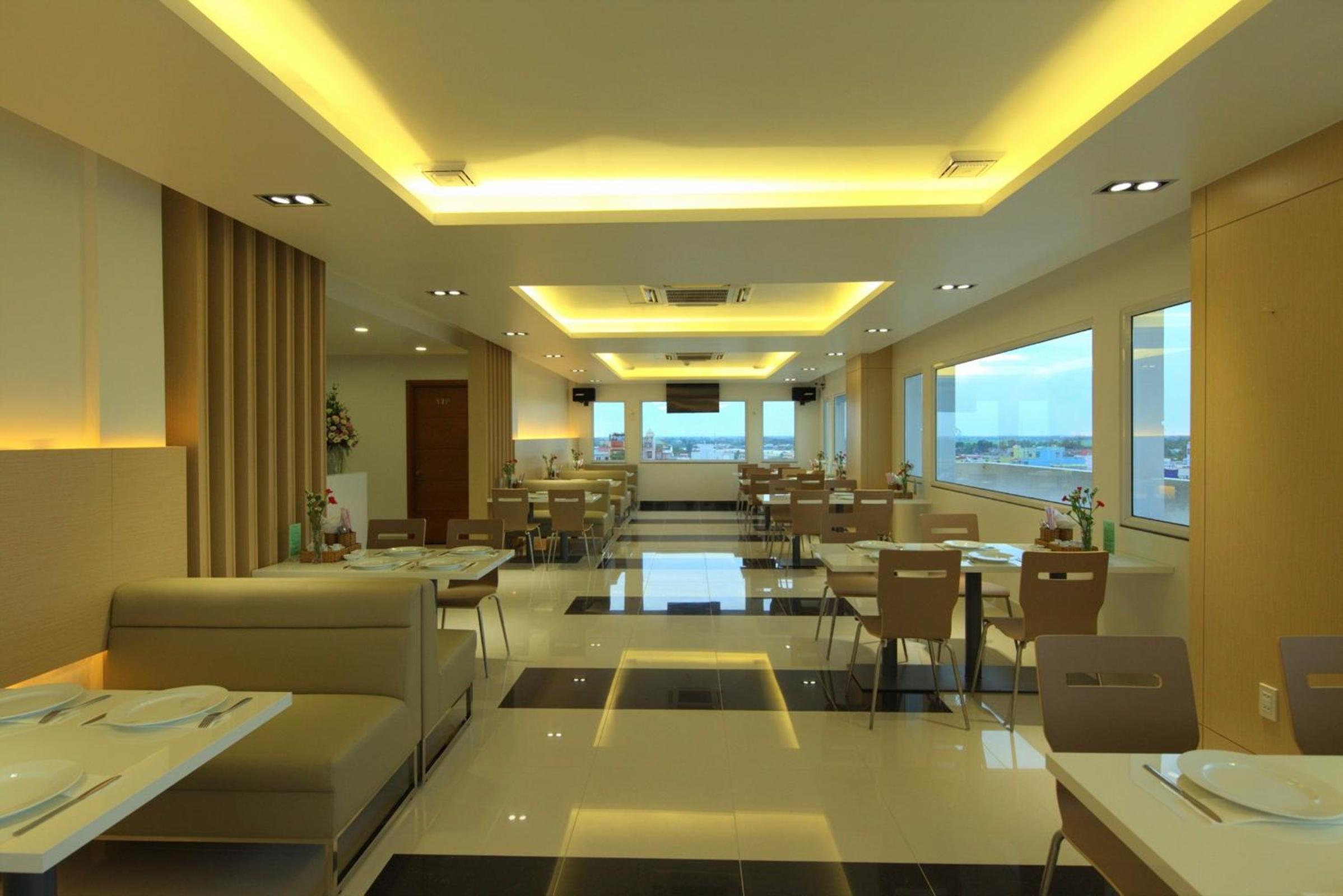 Hung Cuong Hotel 31/32
