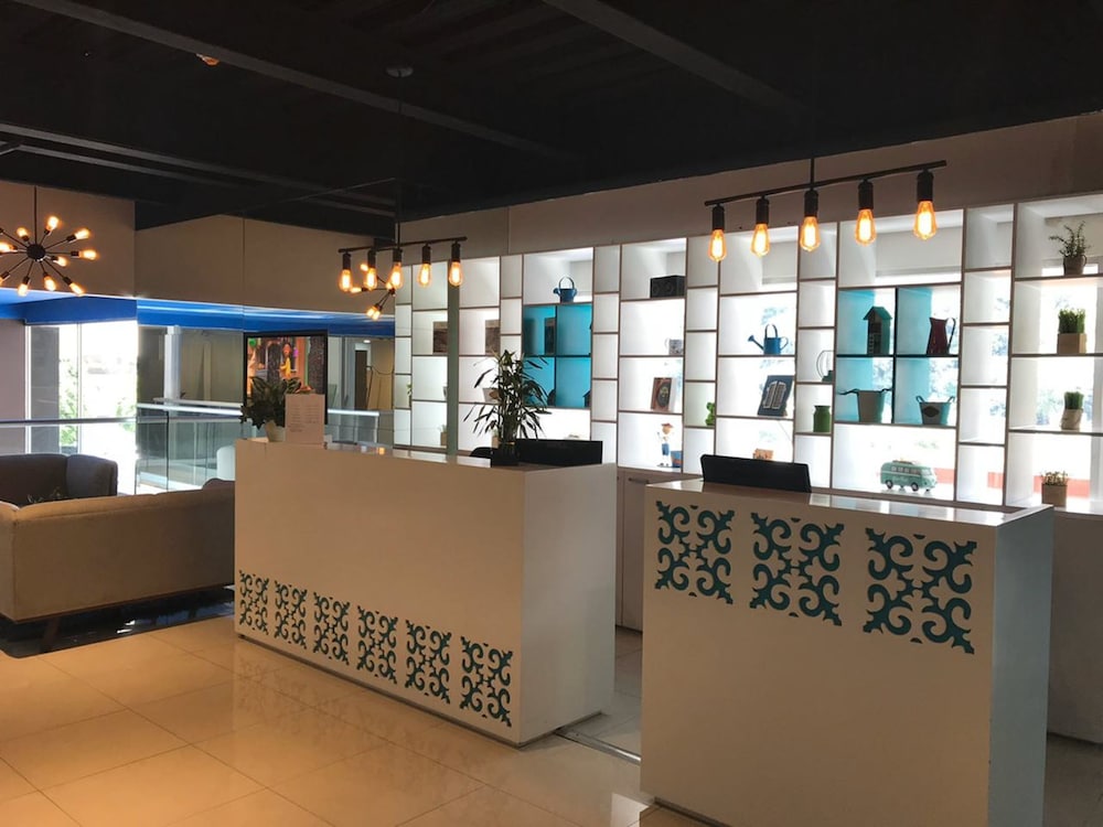 Elite 47 Hotel And Suites Ex Pia Suites 3/51
