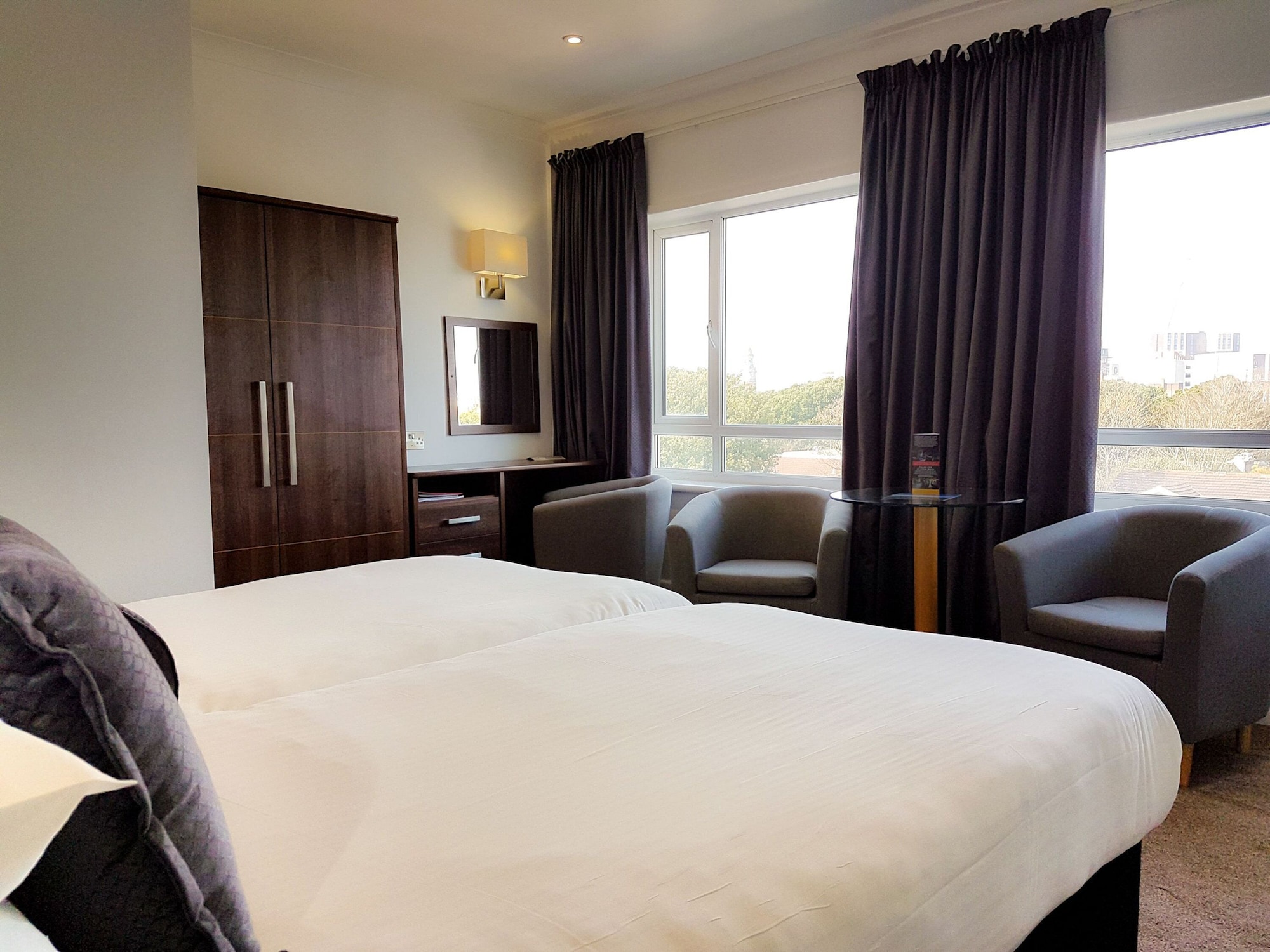 STANDARD, DOUBLE OR TWIN BED