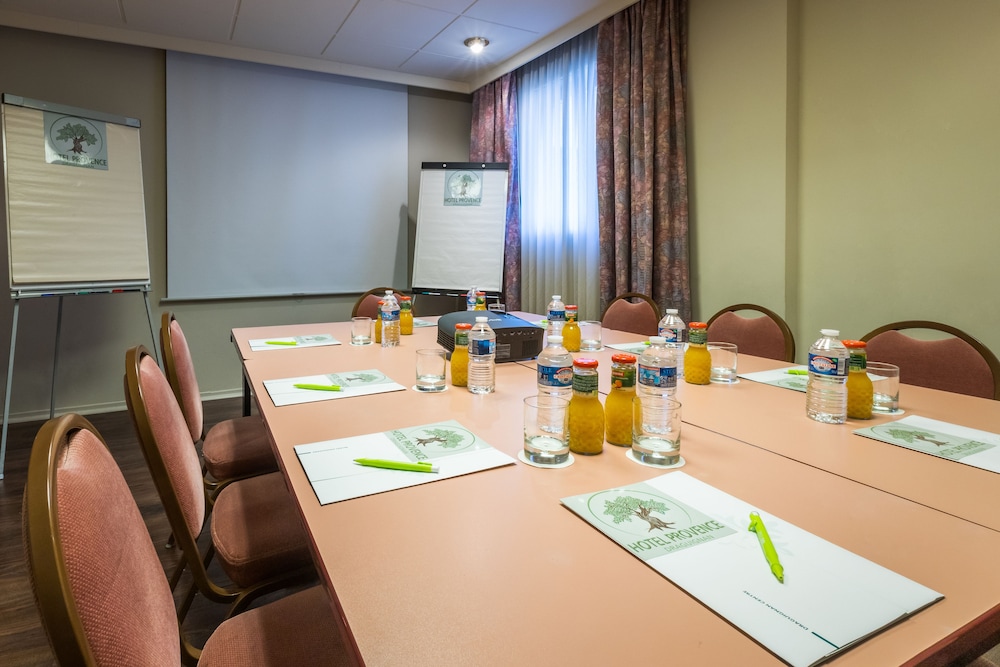 Hotel Ibis Styles Draguignan 37/50