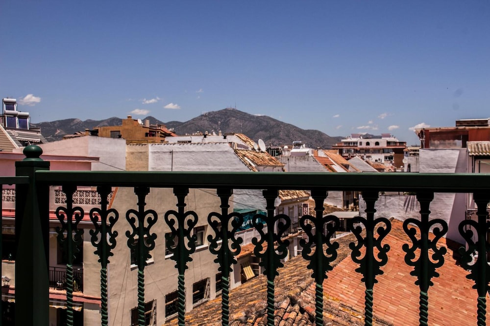 Reyesol Hotel 44/50