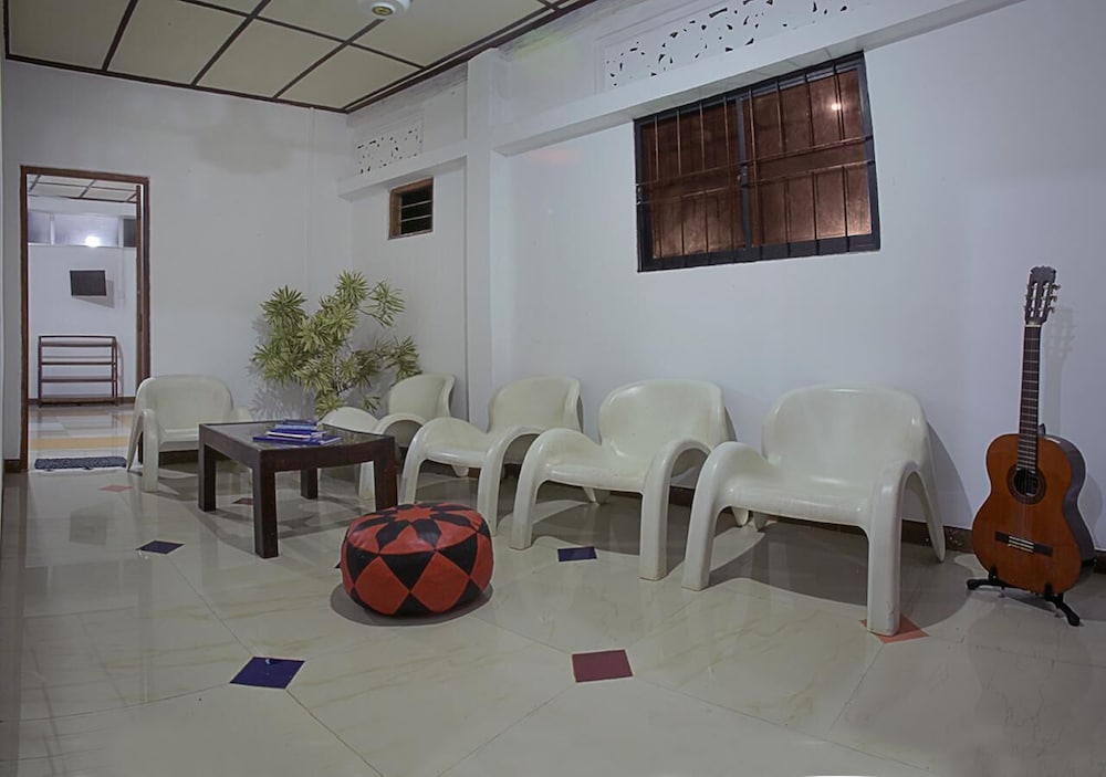 Aura City Hostel photo5