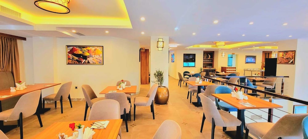 TH BonRoyal Hotel 40/56