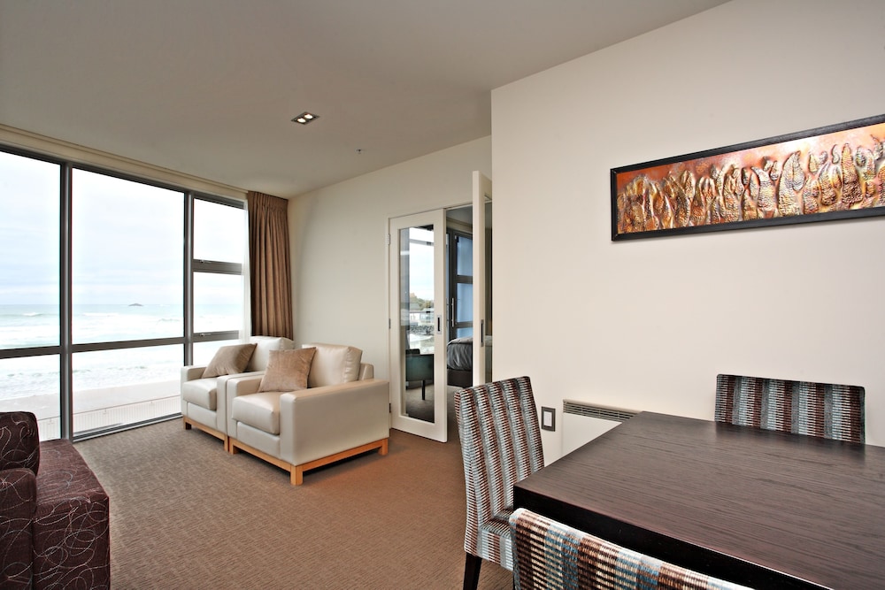 Hotel St Clair 24/39
