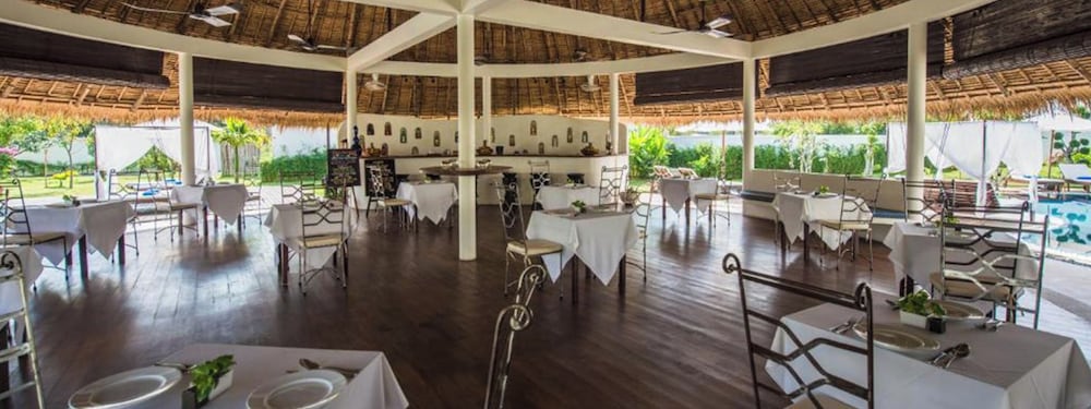 Navutu Dreams Resort And Wellness Retreat 58/72