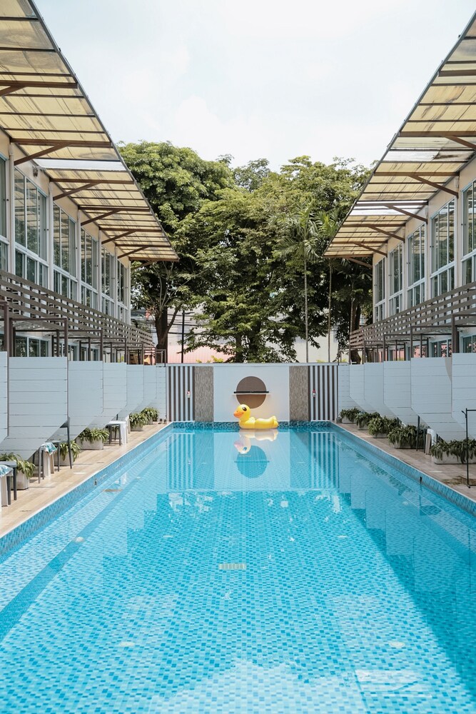 Pool Villa Donmueang 11/50