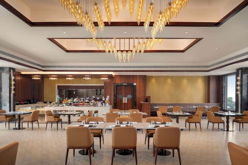 Jasraj Palace Yavatmal Hotel, a member of Radisson Individuals 16/24