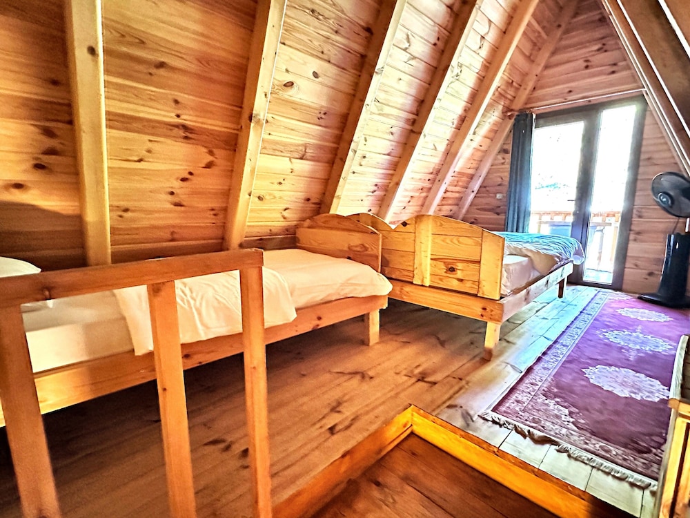 Tabiat Bungalows 20/50