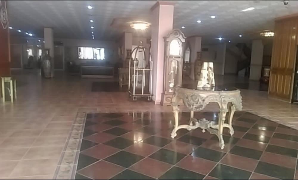 El Mouahidine 22/40