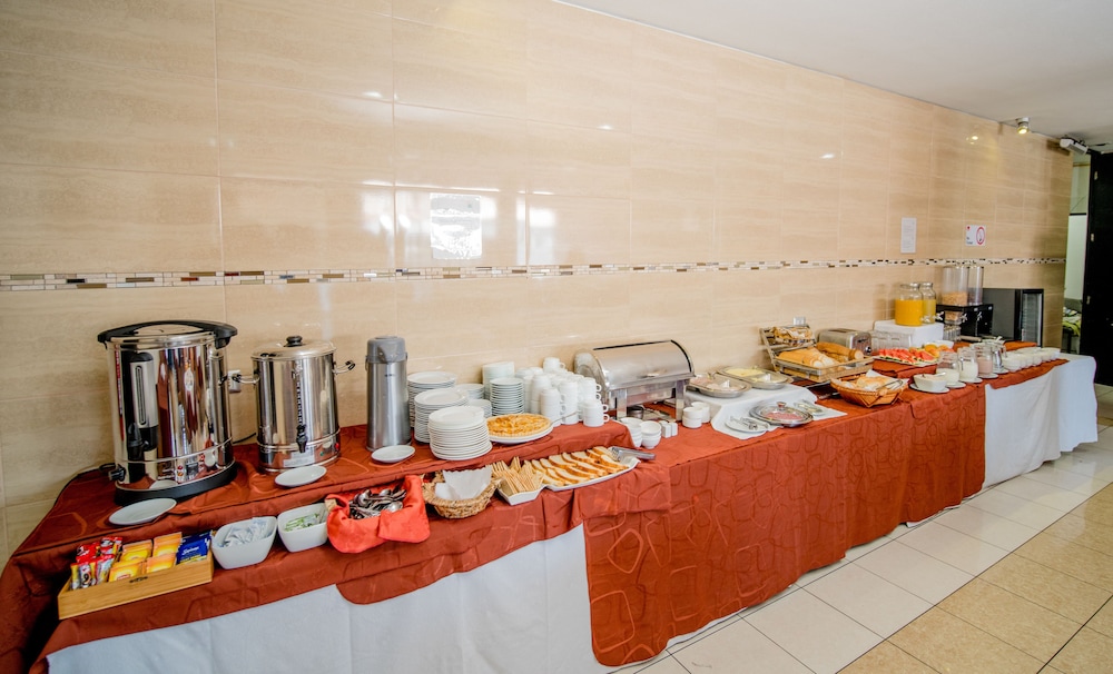 HOTEL IQUIQUE EXPRESS(FORMERLY Hotel Spark Express Iquique) 30/37