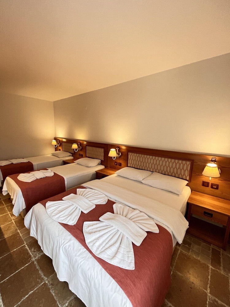 Yelken Hotel Akyaka 10/23