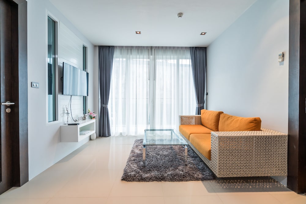 Emerald Terrace Condominium Resort 54/71