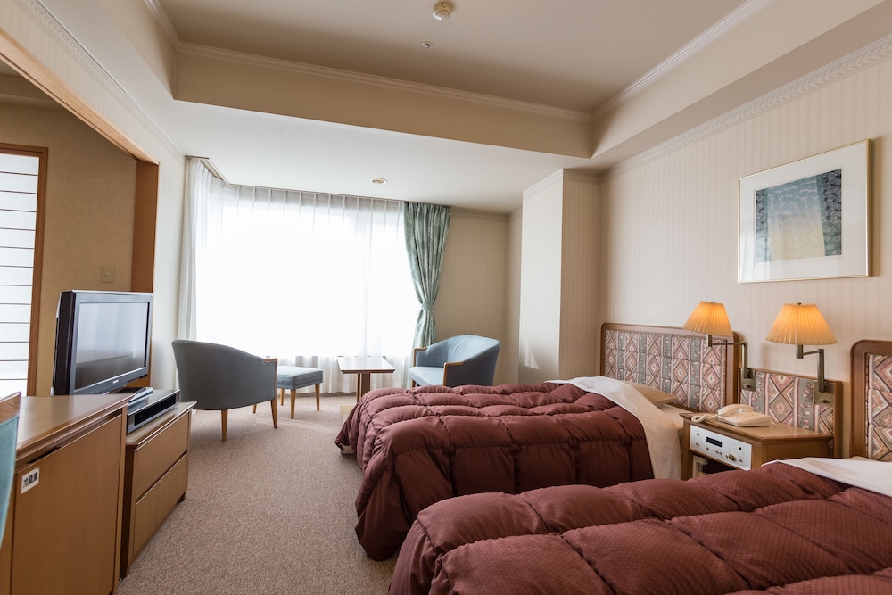 HOTEL VILLAGE 27/50