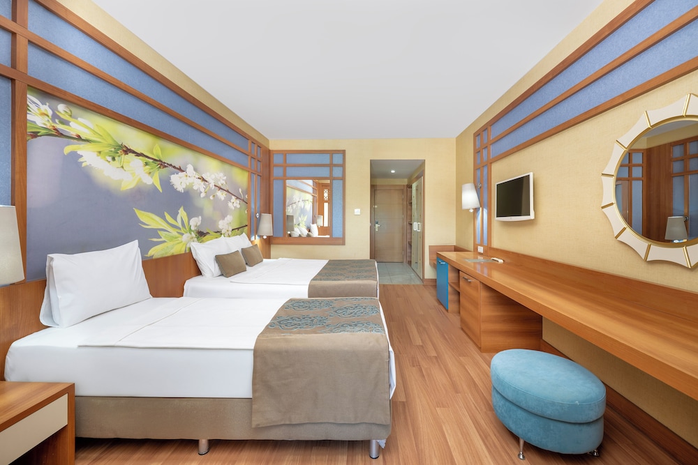 Xafira Deluxe Resort 12/50