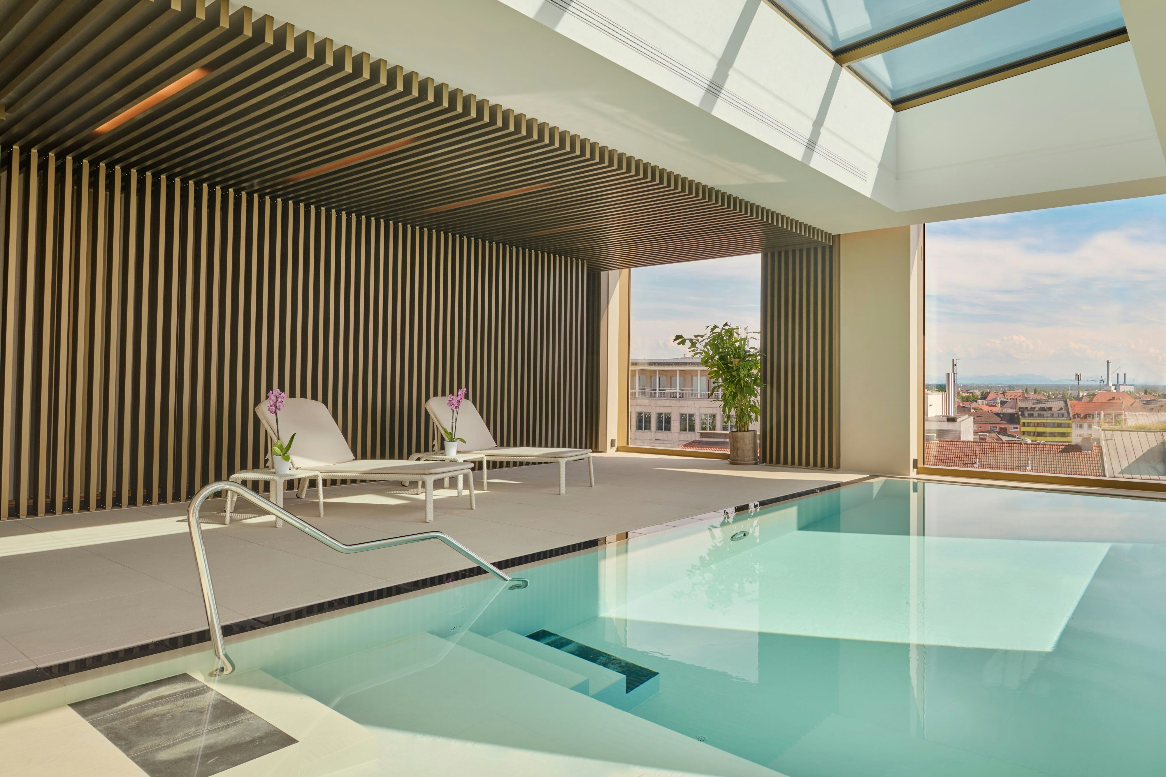 Koenigshof, A Luxury Collection Hotel, Munich 14/15