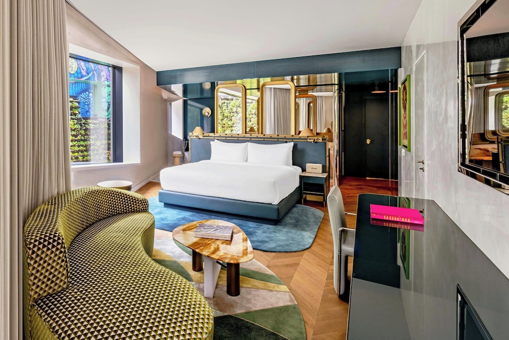 Marvelous, Suite, King Bed