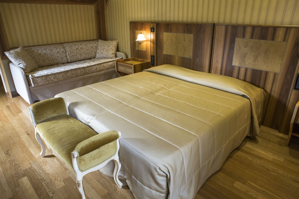 Villa Tuscolana Park Hotel 30/77