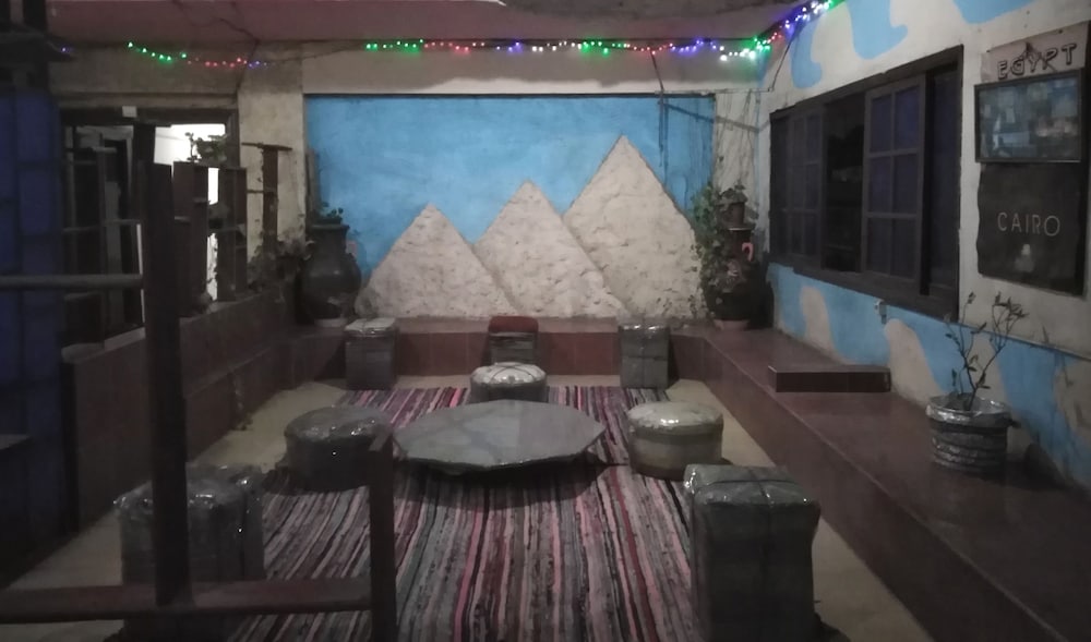 New Palace Hostel 29/38
