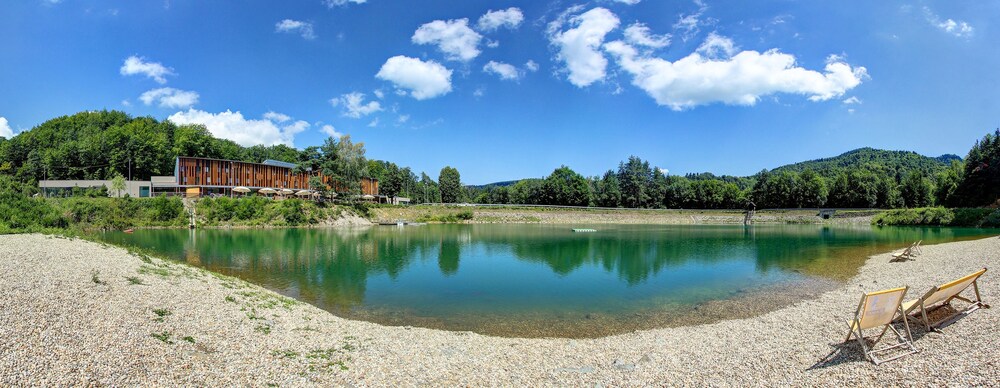 Salamandra Resort Hotel 40/49