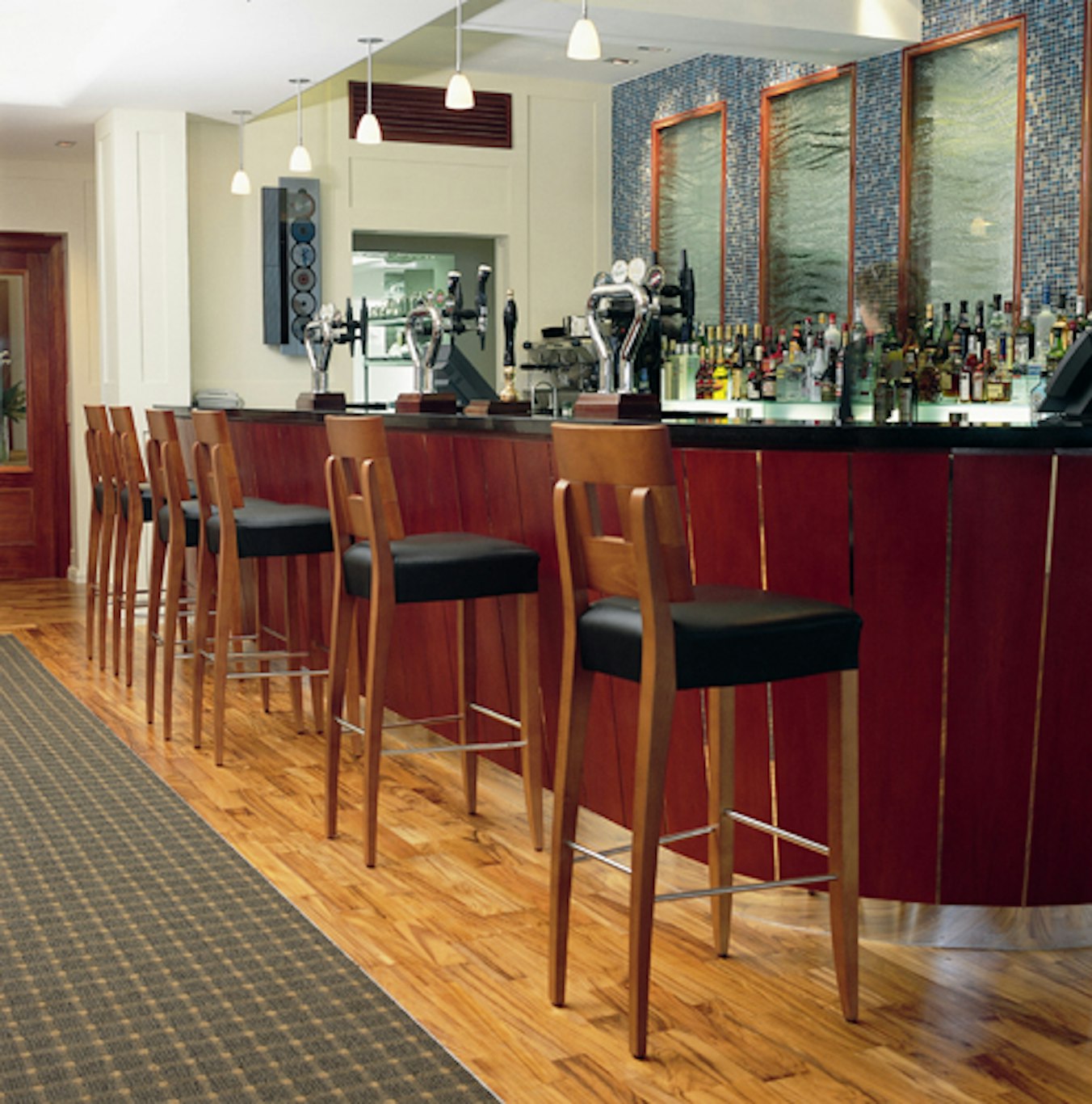 Harbour Heights Hotel 40/50