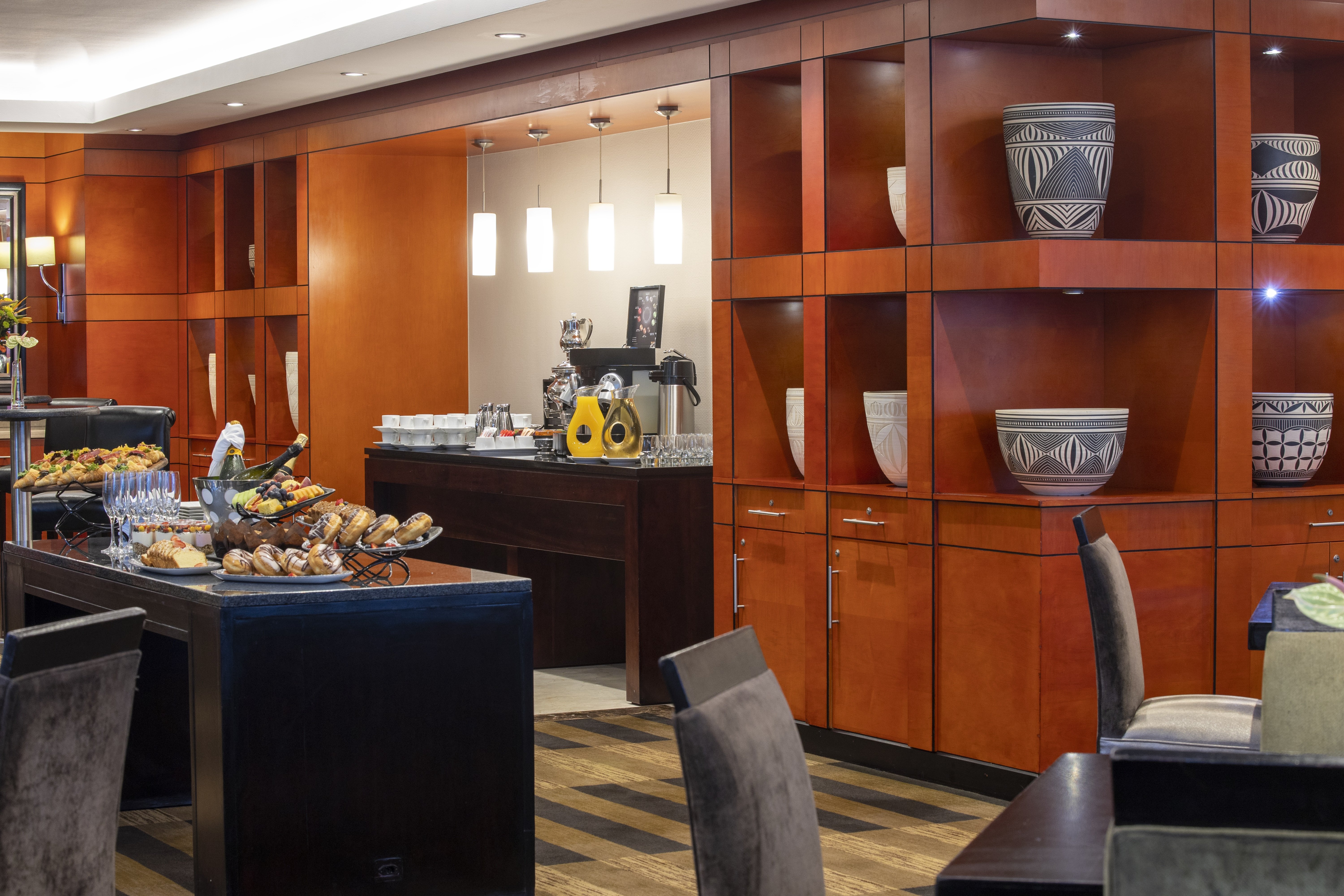 Intercontinental Johannesburg O R Tambo Airport 7/45