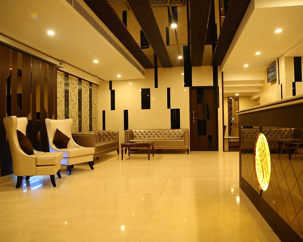 Hotel Park Grand Chandigarh 6/17