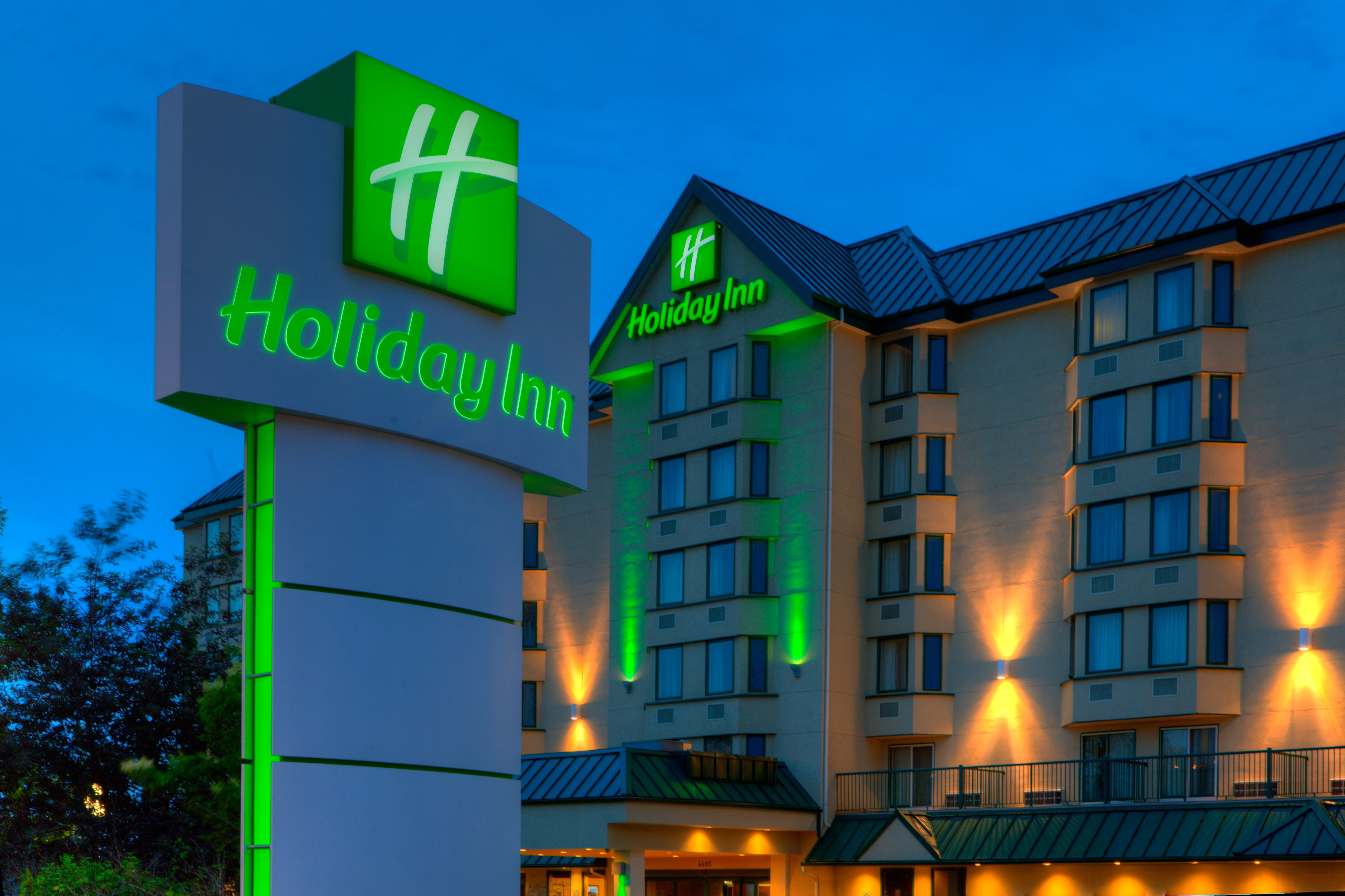 Holiday Inn Conference Ctr Edmonton South 8/72