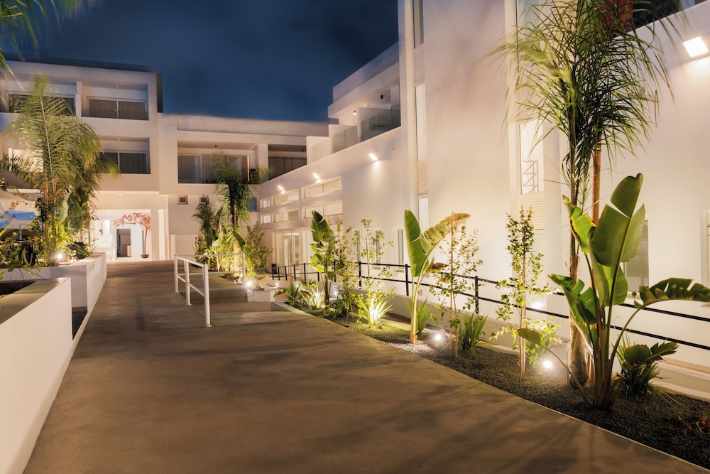 Abacus Suites 73/82
