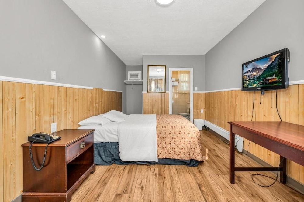 Park Motel 7/20