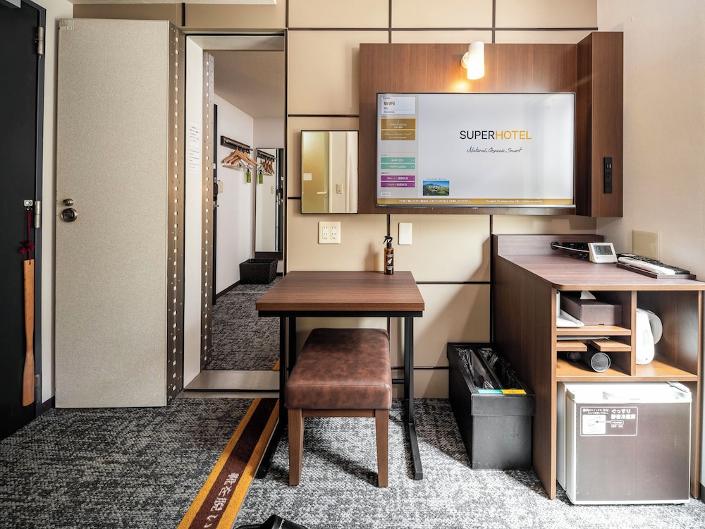 Super Hotel JR Fujiekimae Kinenkan 35/42