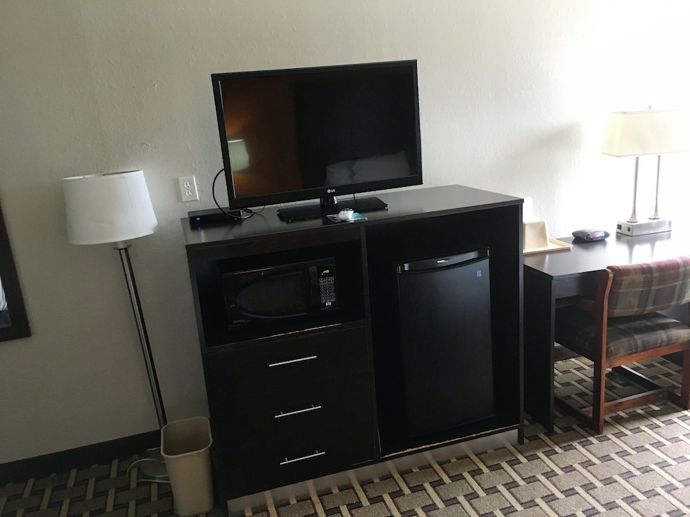 Haven Inn Suites 33/37