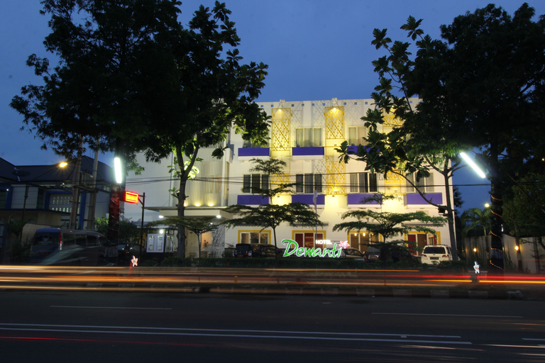 Dewanti Hotel Cirebon 1/11