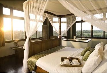 5 Bedrooms, Villa