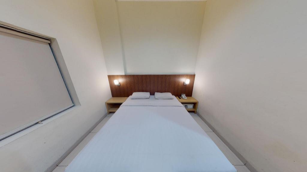 Astera Hotel Bintaro 14/22