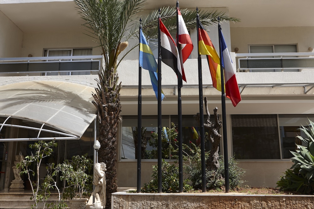 Zoukotel Hotel 42/50