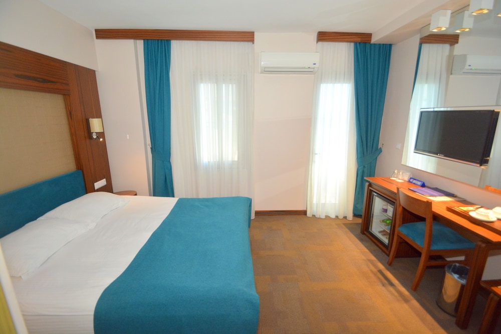 COMFORT, DOUBLE BED